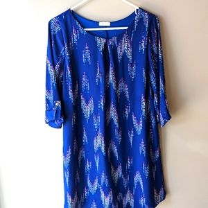 Everly - blue abstract print dress - size M